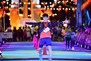 BIB: 5048
                            <button type="button" onclick="openModal(21804696)" class="btn btn-primary btn-sm float-right btn-popup" data-toggle="modal" data-target=".modal-high-quality">
                        <i class="fas fa-shopping-cart"></i> Add to Cart
                    </button>
                                            <button type="button" onclick="isThisMe(21804696, true)" class="btn btn-success btn-sm float-right btn-popup btn-isme hidden" data-toggle="tooltip" data-placement="bottom" title="นี่คือรูปของคุณใช่ไหม คลิกที่นี่เพื่อเอาเข้าอัลบั้ม">
                        <i class="fas fa-plus"></i> Add to album
                    </button>
                    <button type="button" onclick="isThisMe(21804696, false)" class="btn btn-warning btn-sm float-right btn-popup btn-isnotme hidden">
                        <i class="fas fa-ban"></i> Remove from album
                    </button>